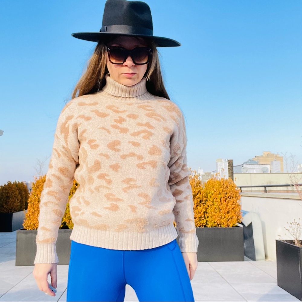 FATE Leopard Pattern Drop Shoulder Sweater - Picture 16 of 16
